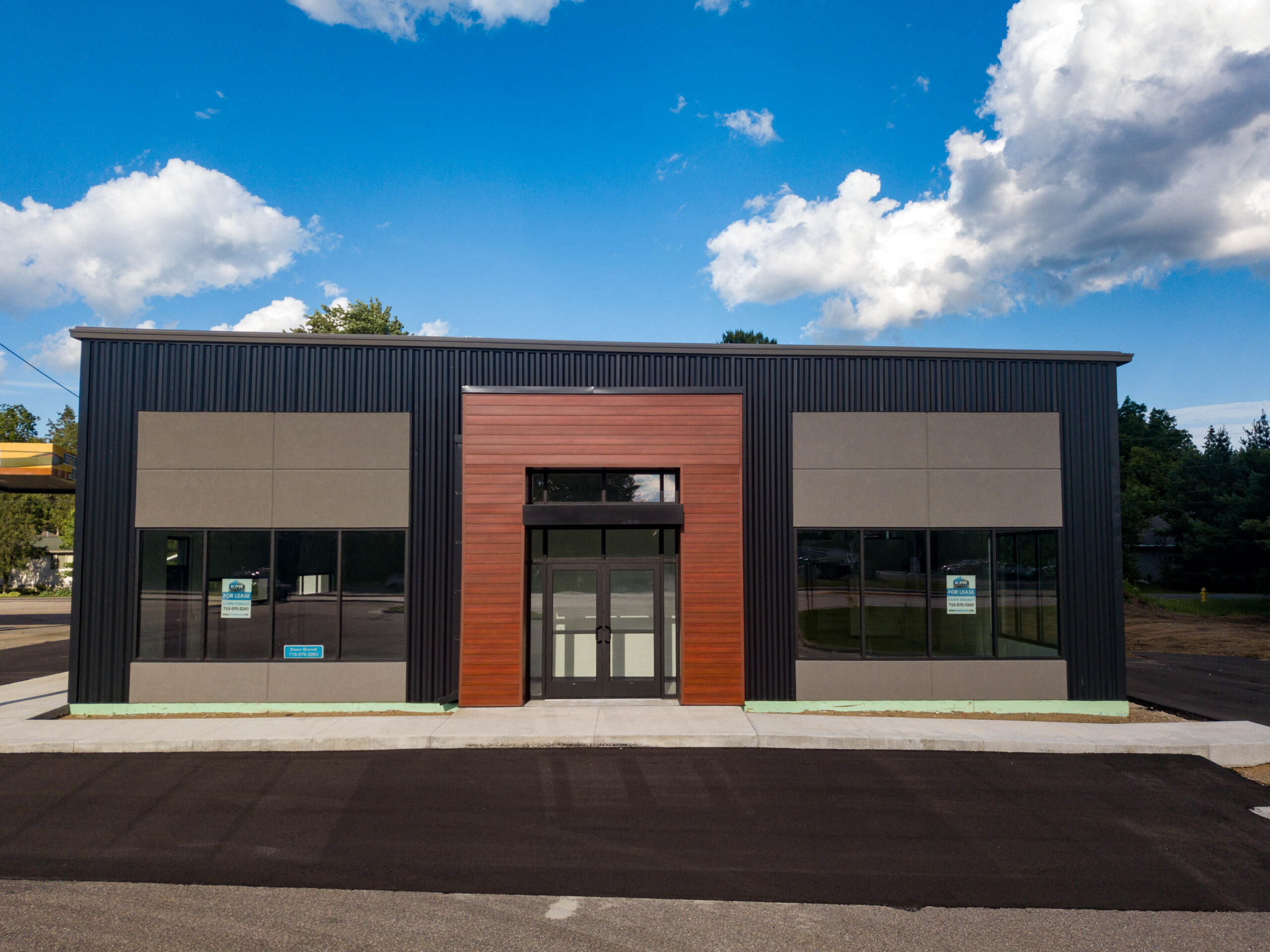 Schierl Tire Tenant Building and Tire Storage